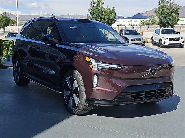 2025 Volvo EX90 Plus