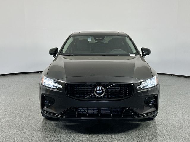 2025 Volvo S60 Plus