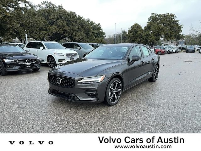 2025 Volvo S60 Plus