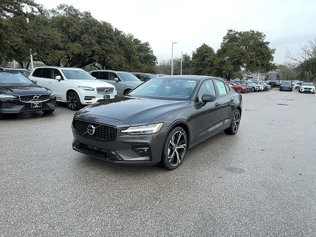 2025 Volvo S60 Plus