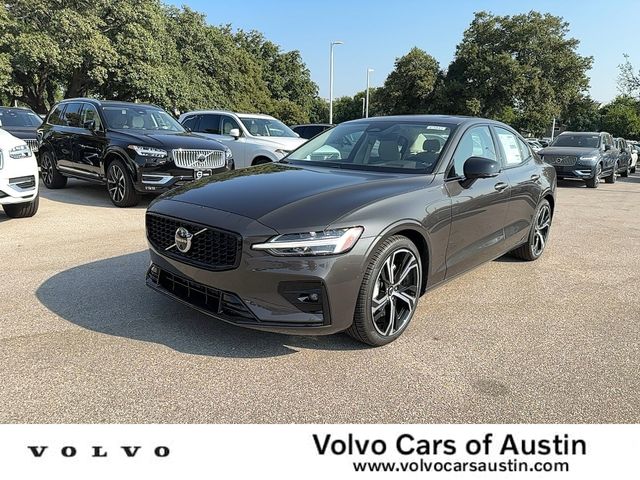 2025 Volvo S60 Plus