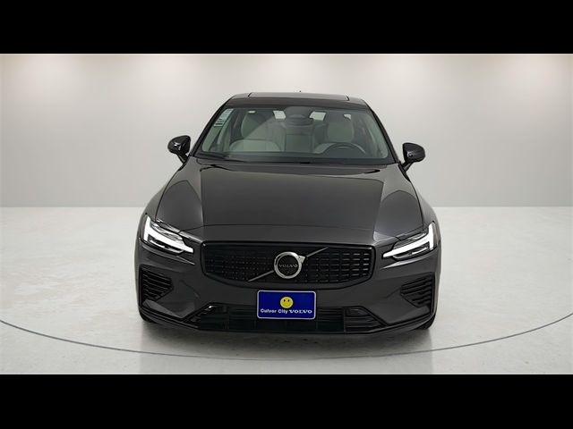 2025 Volvo S60 Plug-In Hybrid Plus