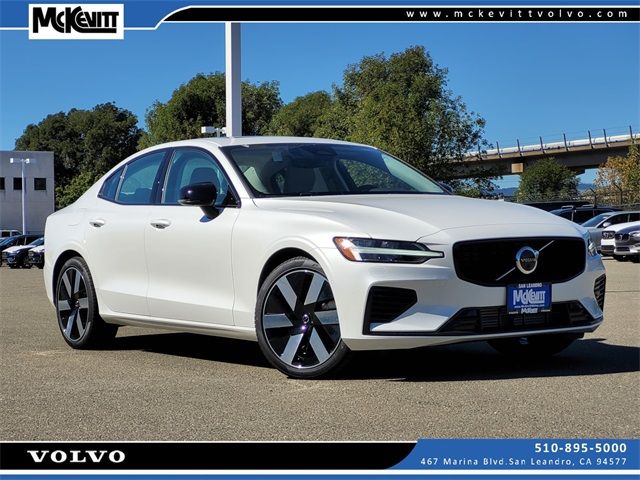 2025 Volvo S60 Plug-In Hybrid Plus