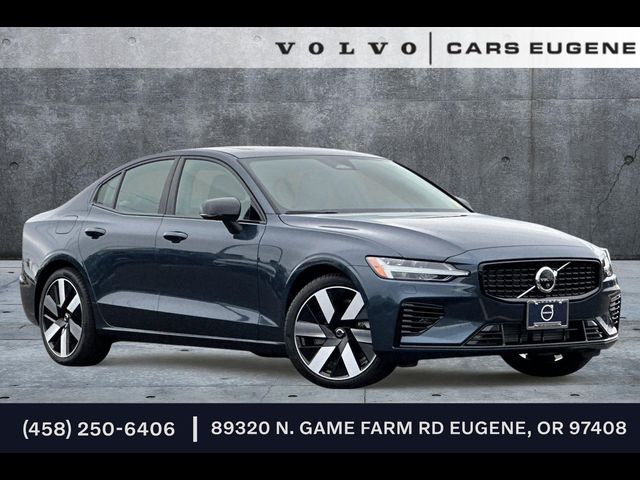 2025 Volvo S60 Plug-In Hybrid Plus