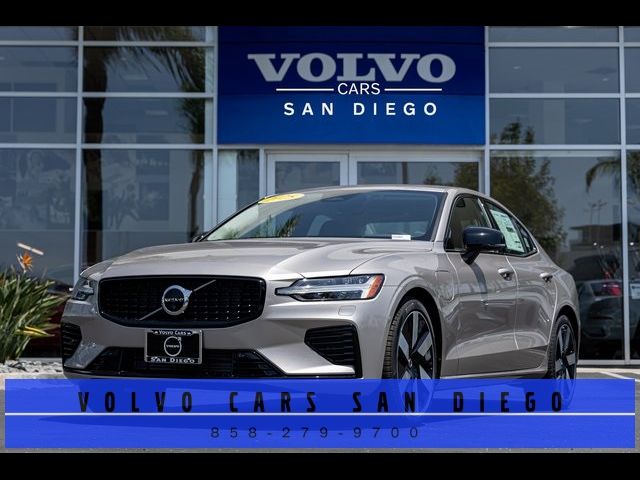 2025 Volvo S60 Plug-In Hybrid Plus