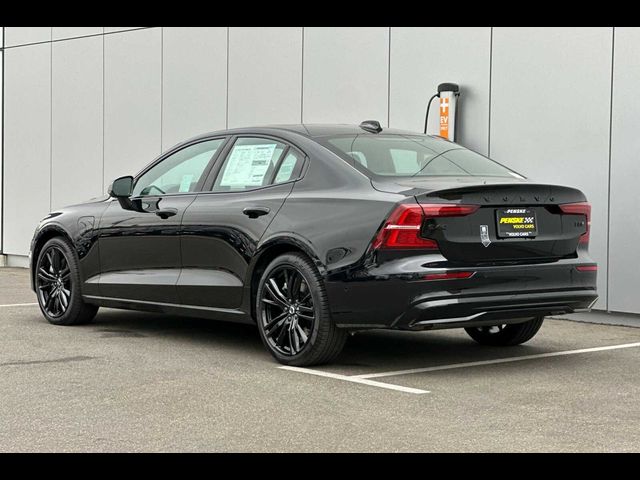 2025 Volvo S60 Plug-In Hybrid Ultra Black Edition