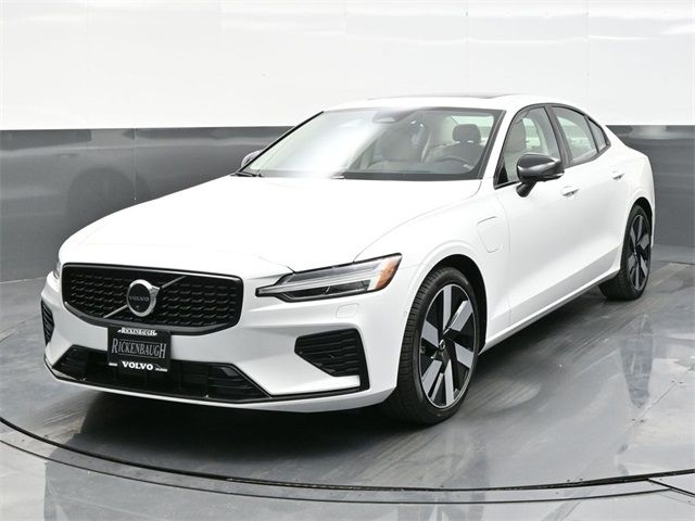 2025 Volvo S60 Plug-In Hybrid Ultra