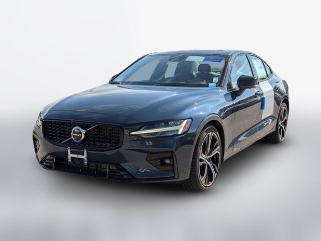 2025 Volvo S60 Plus