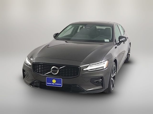 2025 Volvo S60 Plus