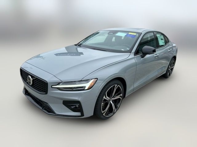 2025 Volvo S60 Plus