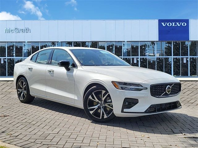 2025 Volvo S60 Core