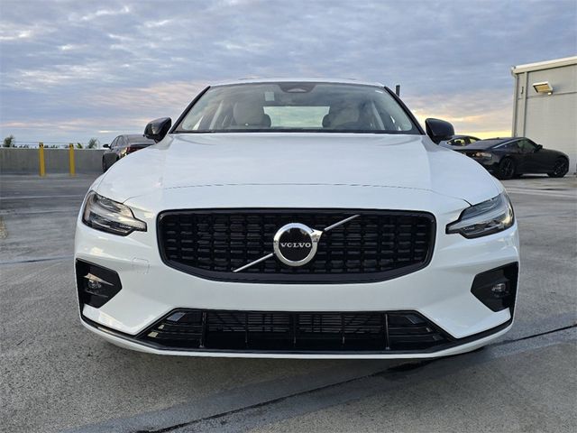 2025 Volvo S60 Core