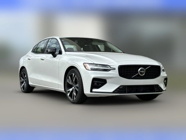 2025 Volvo S60 Core