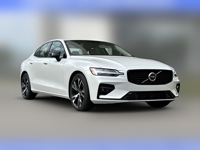 2025 Volvo S60 Core