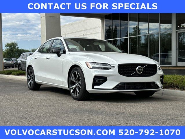 2025 Volvo S60 Core