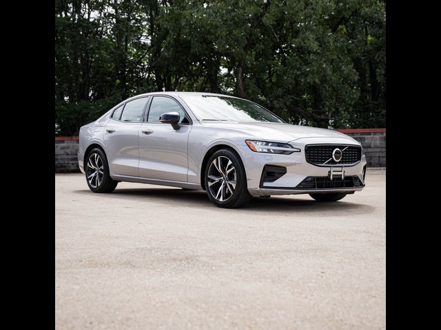 2025 Volvo S60 Core