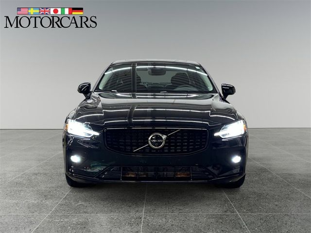 2025 Volvo S60 Plus