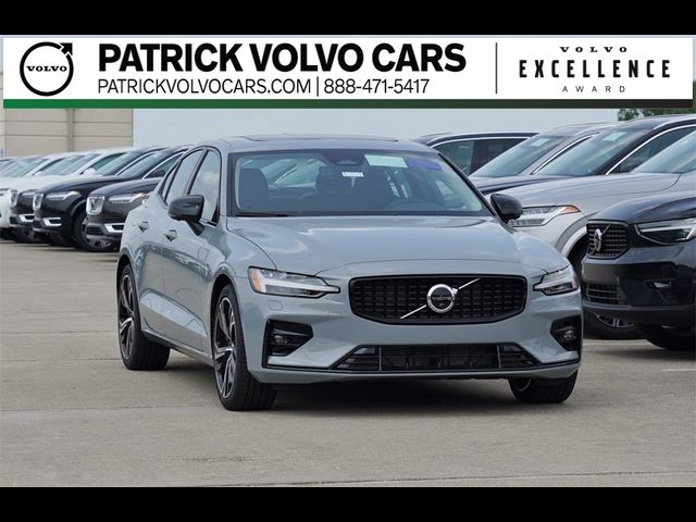 2025 Volvo S60 Plus