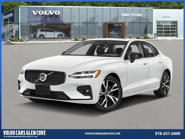 2025 Volvo S60 Plus