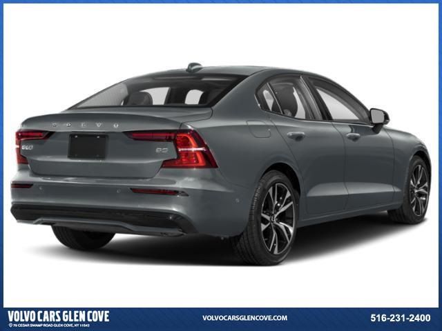 2025 Volvo S60 Plus