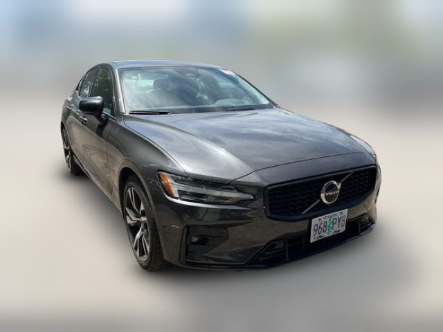 2025 Volvo S60 Core