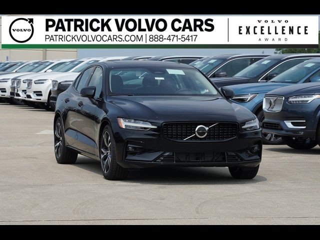 2025 Volvo S60 Core