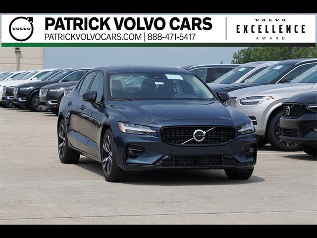 2025 Volvo S60 Core