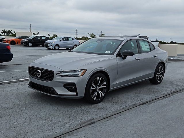 2025 Volvo S60 Core