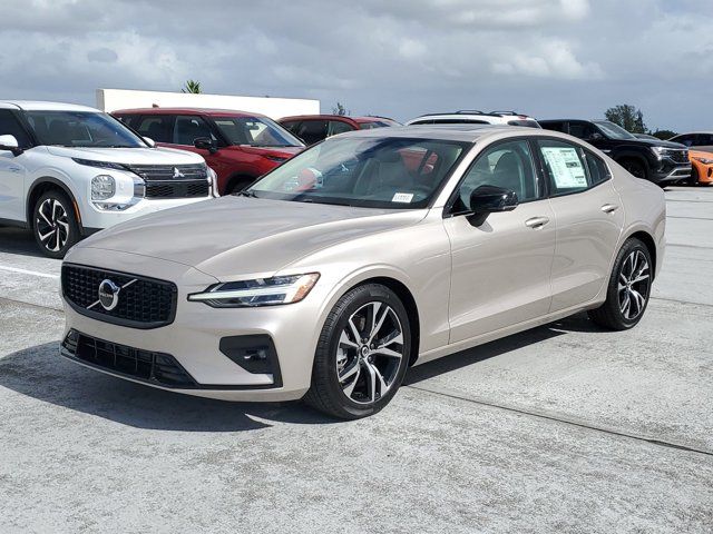 2025 Volvo S60 Core