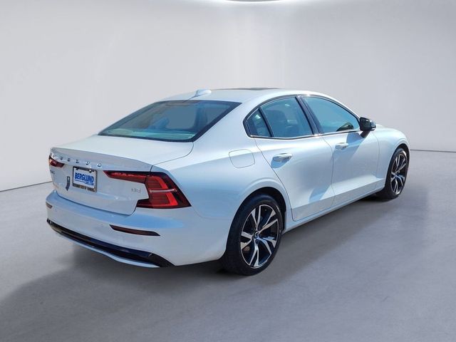 2025 Volvo S60 Core