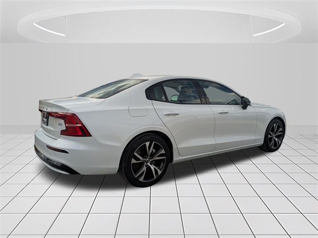 2025 Volvo S60 Core