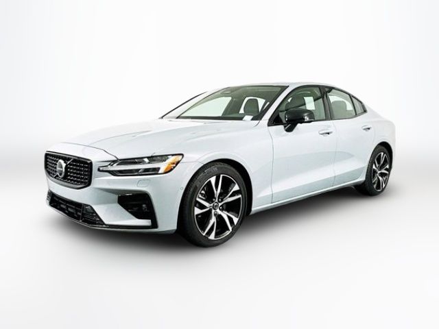 2025 Volvo S60 Plus