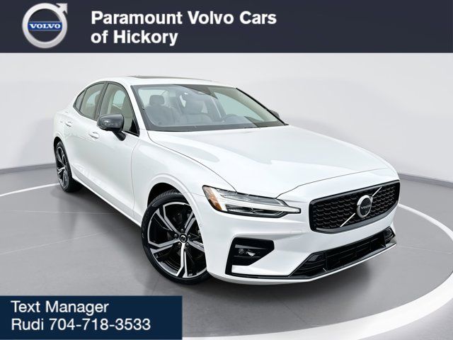 2025 Volvo S60 Plus