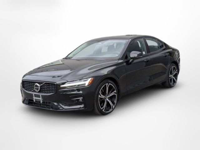 2025 Volvo S60 Plus