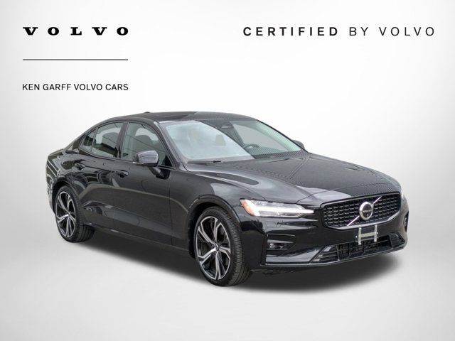 2025 Volvo S60 Plus
