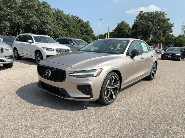 2025 Volvo S60 Ultra