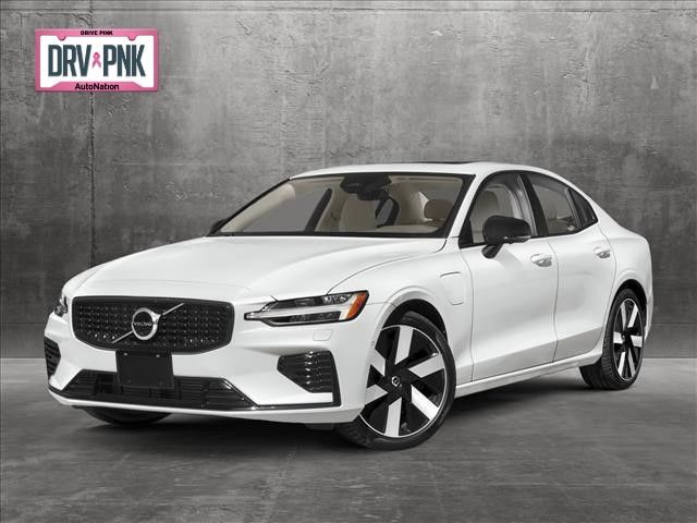 2025 Volvo S60 Plug-In Hybrid Plus