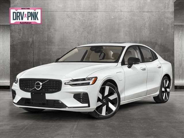 2025 Volvo S60 Plug-In Hybrid Plus