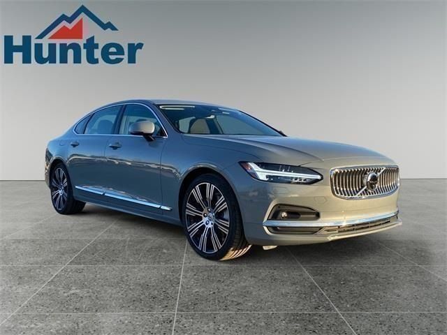 2025 Volvo S90 Plus