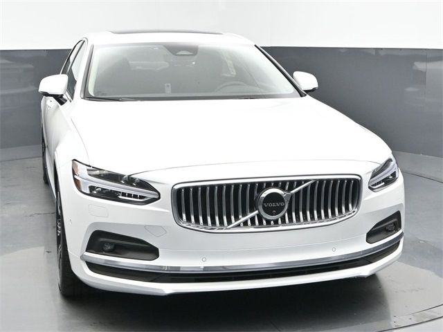 2025 Volvo S90 Plus