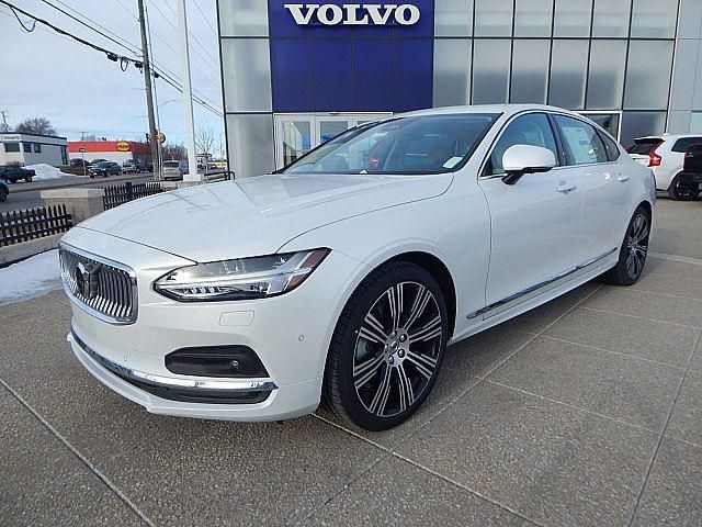 2025 Volvo S90 Plus