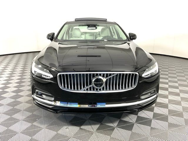 2025 Volvo S90 Ultra