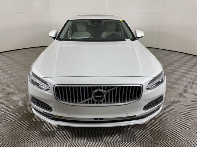 2025 Volvo S90 Plug-In Hybrid Ultra