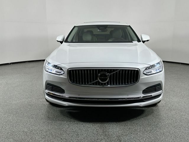 2025 Volvo S90 Plug-In Hybrid Ultra