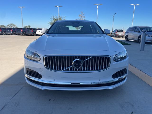 2025 Volvo S90 Plug-In Hybrid Ultra