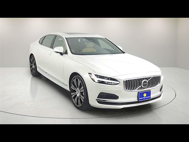 2025 Volvo S90 Plug-In Hybrid Ultra