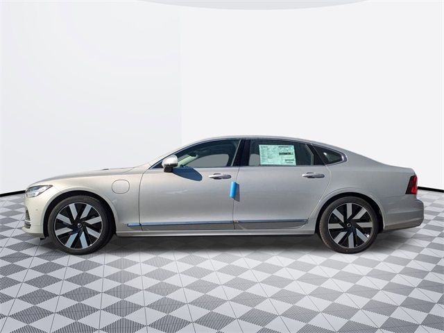 2025 Volvo S90 Plug-In Hybrid Ultra