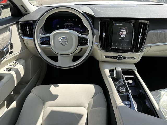 2025 Volvo S90 Plus