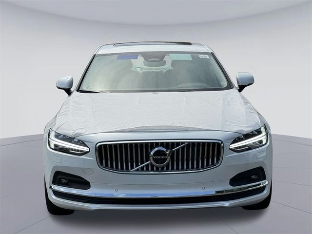 2025 Volvo S90 Plus