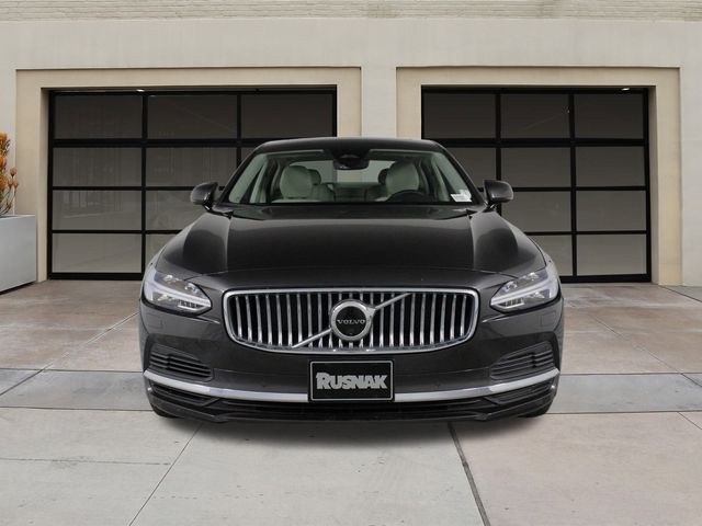 2025 Volvo S90 Plug-In Hybrid Ultra